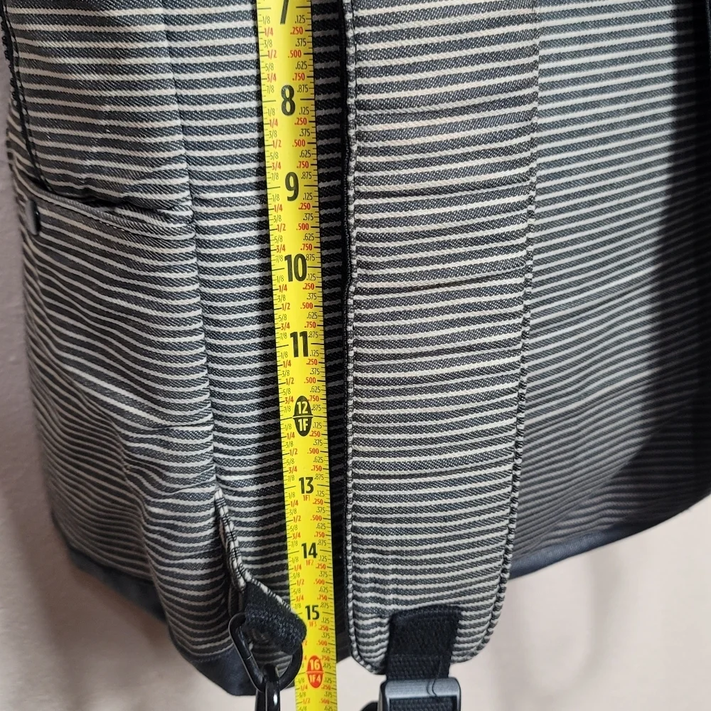 HEX INSTINCT CONVERTIBLE BACKPACK GREY WOVEN